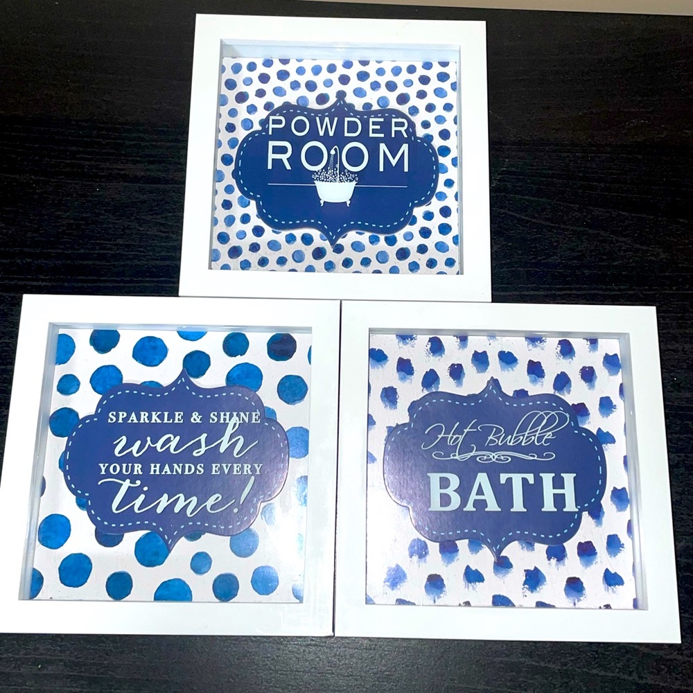 3 White Bathroom Signs⚠︎︎